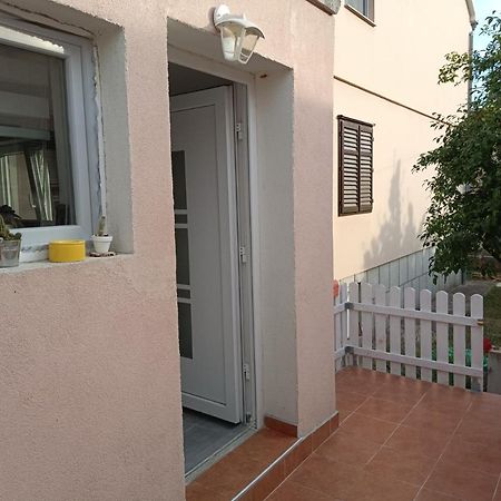 Ferienwohnung Apartman Mala Cici Zadar Exterior foto