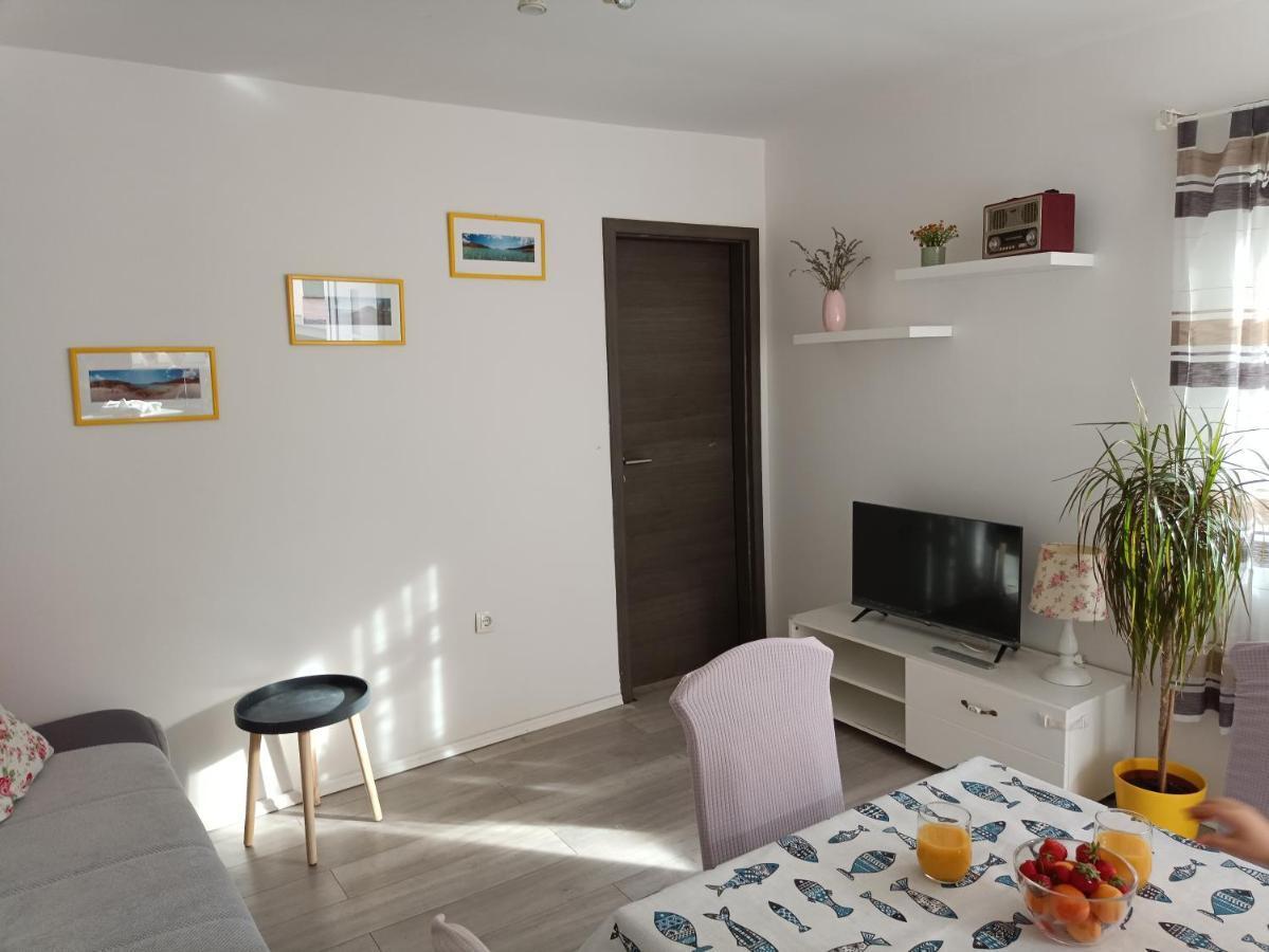 Ferienwohnung Apartman Mala Cici Zadar Exterior foto