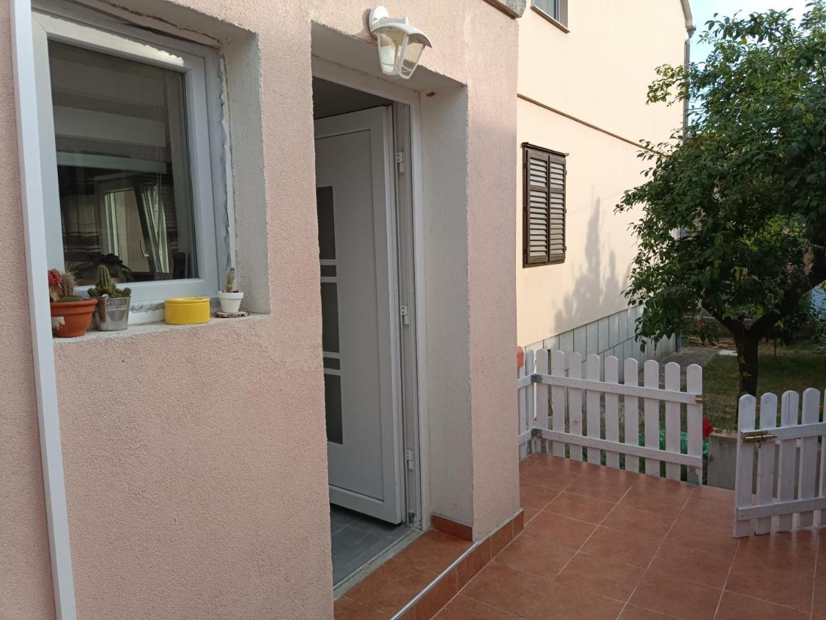 Ferienwohnung Apartman Mala Cici Zadar Exterior foto